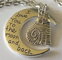 images/productimages/small/ketting(65cm) met KAT en MAAN met tekst; I love you to the moon and back.jpg